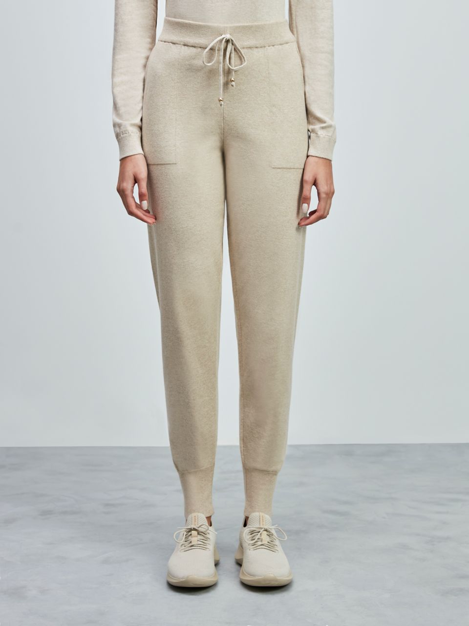 Calça de Tricô Barra Elástica Bege