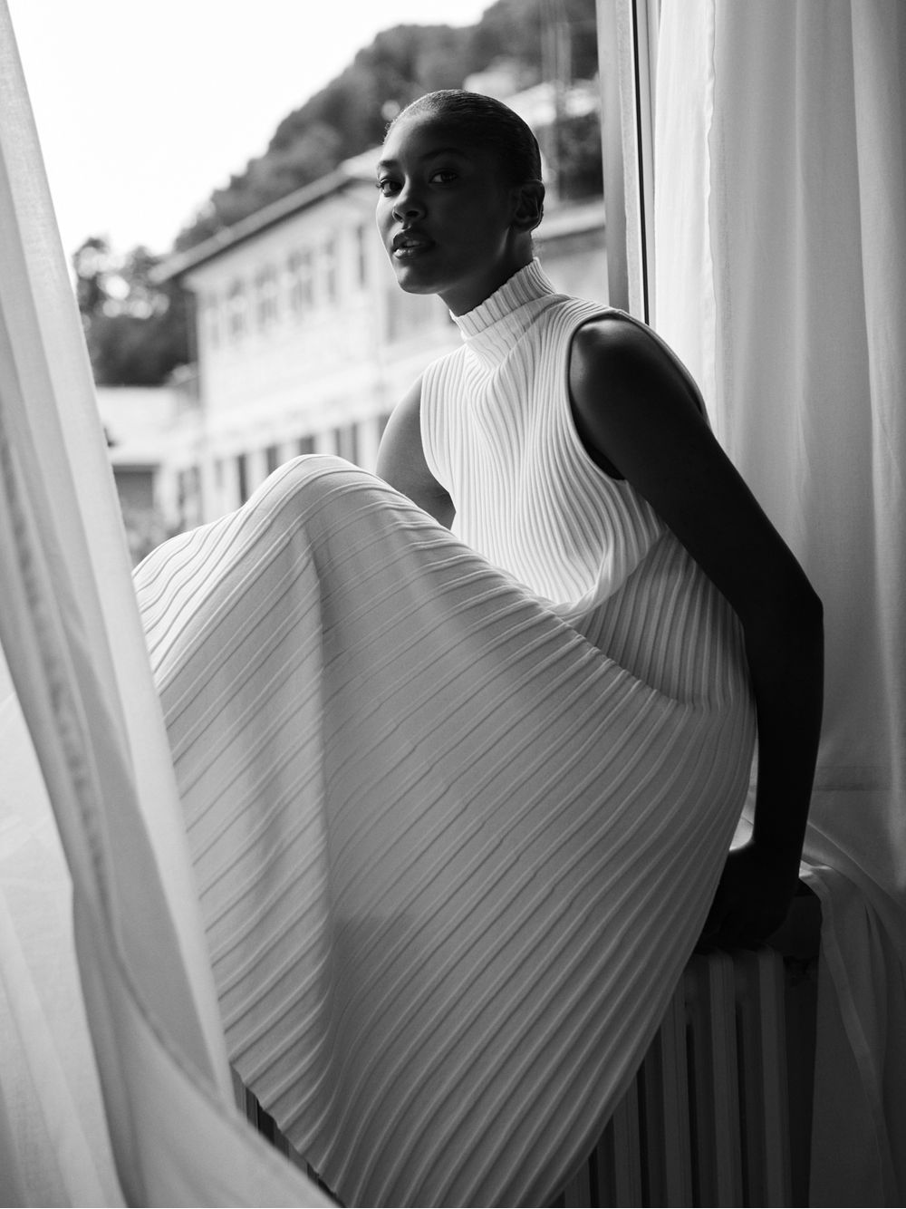 Anselmi — Vestido Plissado Gola Alta Off White