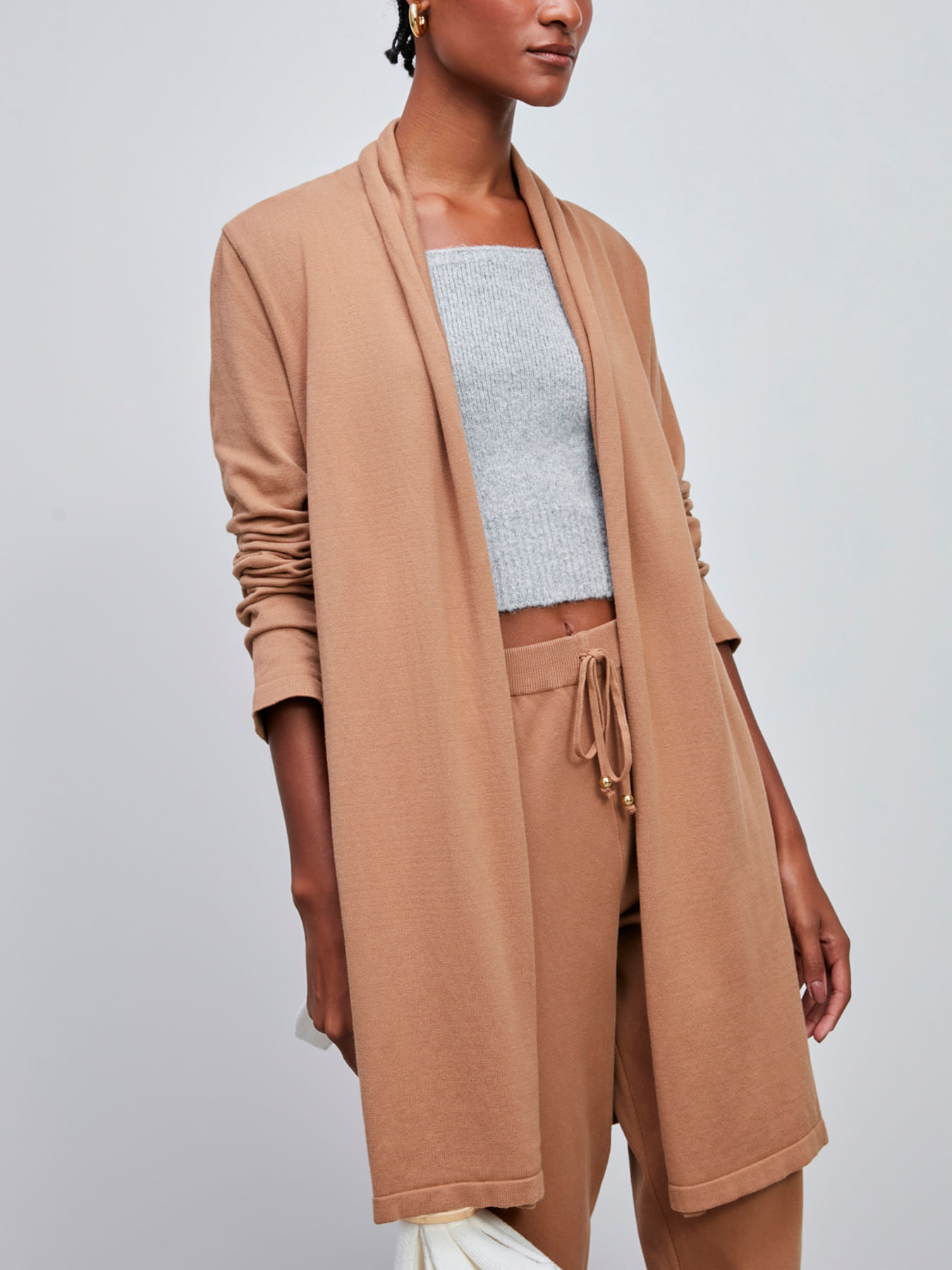 Cardigan Minimal Alongado Camelo — Anselmi