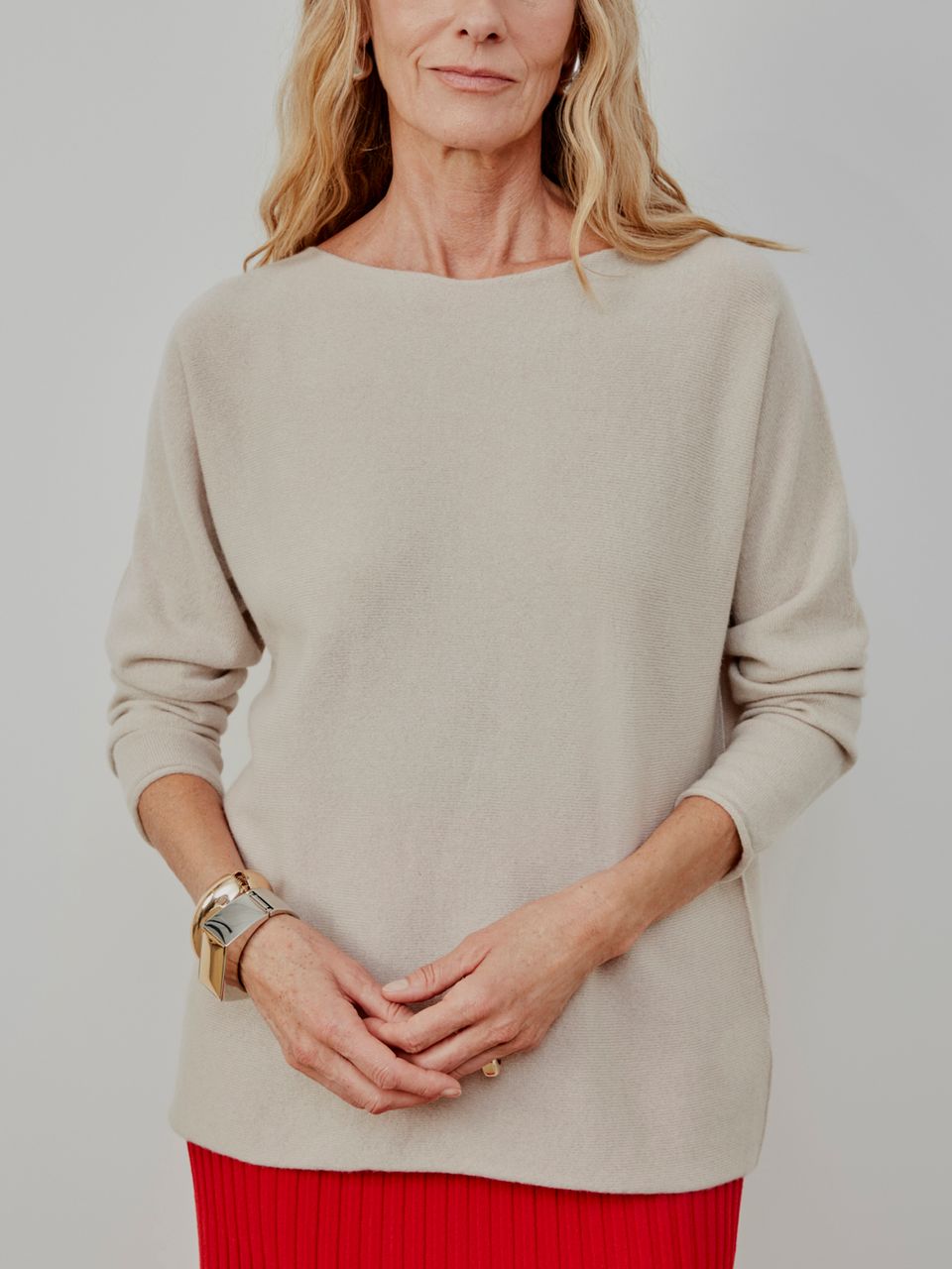 Suéter 100% Cashmere Gola Canoa Cru