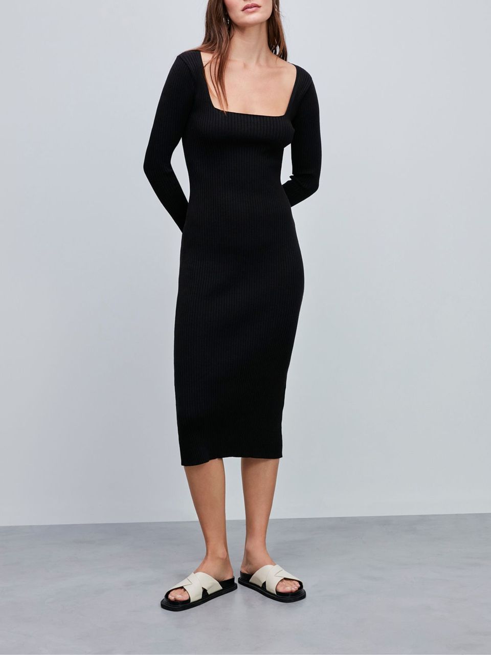 Vestido Midi com Decote Quadrado Preto