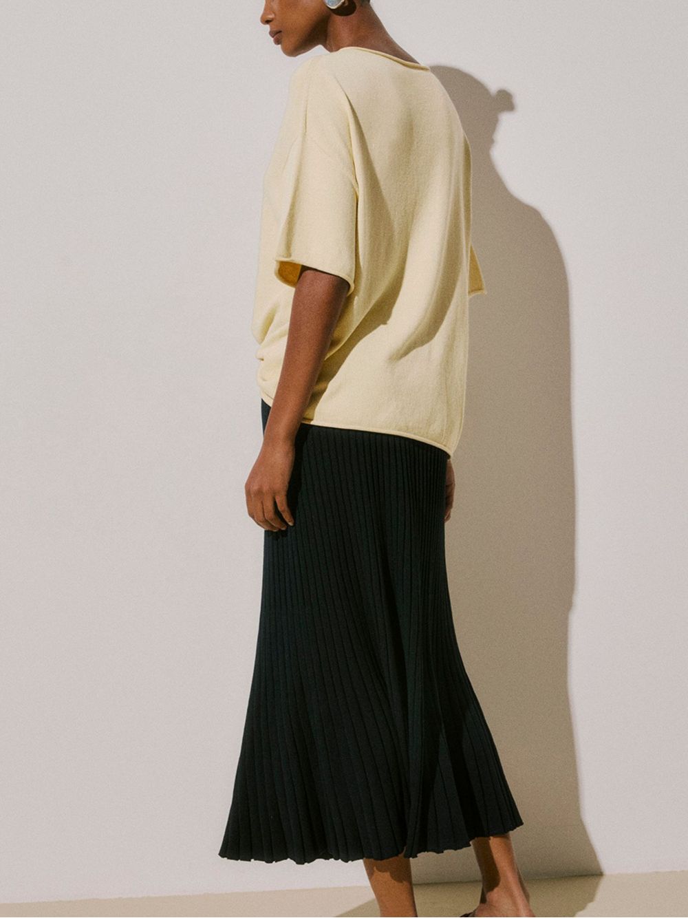 Anselmi — Blusa Básica Decote Canoa Panacota