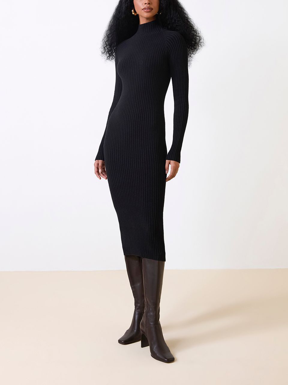 Vestido Midi Canelado Manga Longa Preto