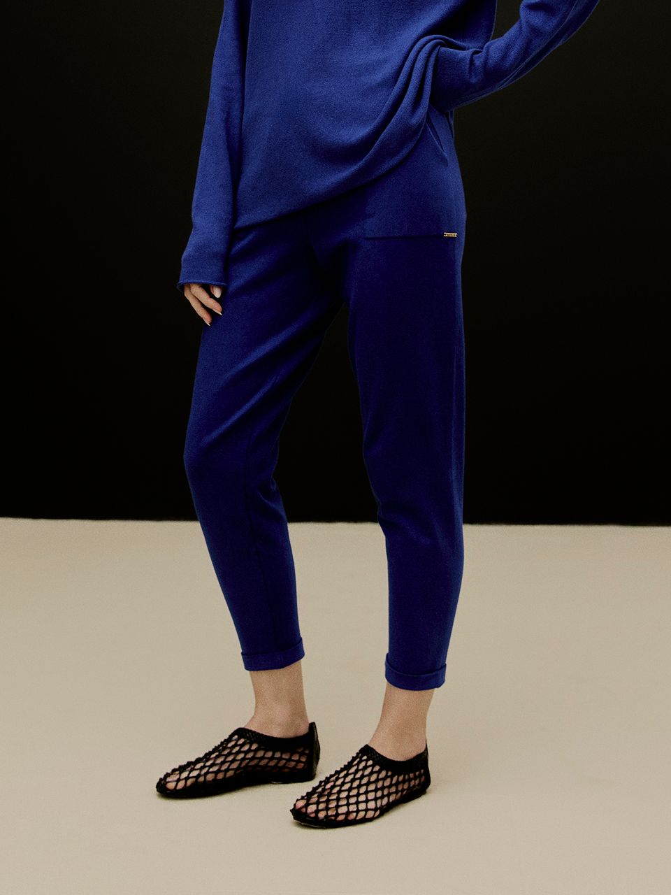 Calça em Tricô com Barra Italiana Azul Abissal