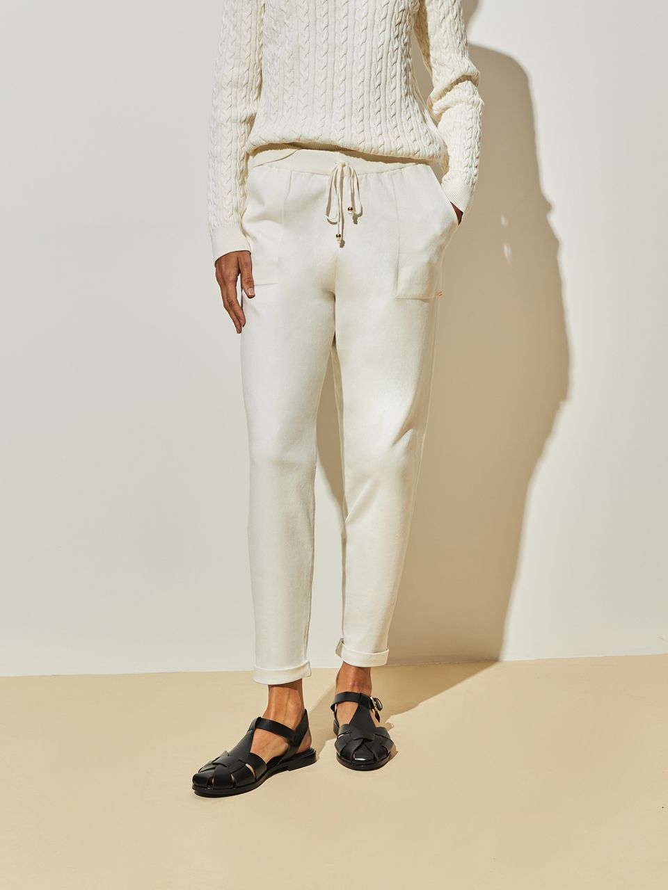 Calça em Tricô com Barra Italiana Off White