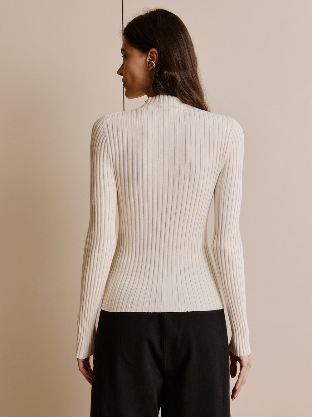 Anselmi — Blusa Canelada Gola Chaminé Cru