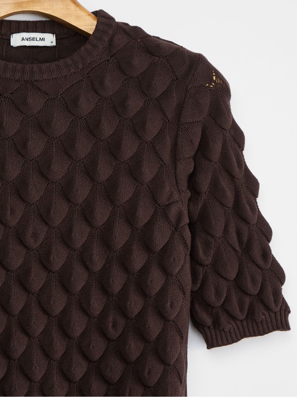 Anselmi — Blusa Manga Curta Escamas Chocolate