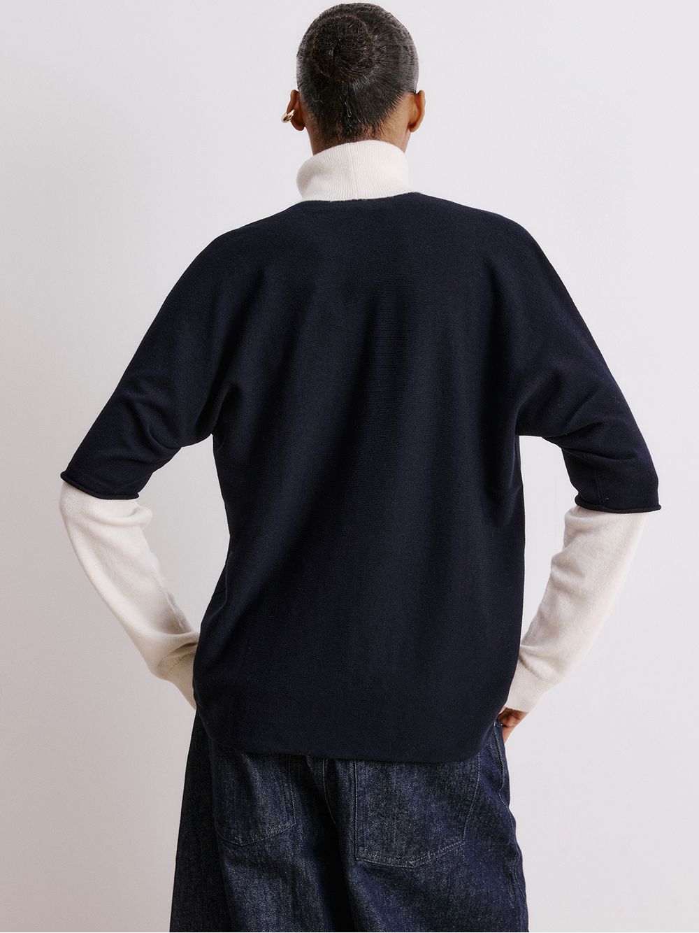 Anselmi — Blusa 3D Mangas Curtas Azul Meia Noite