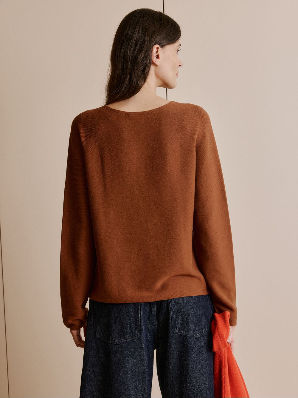 Anselmi — Blusa Manga Longa 3D Camurça