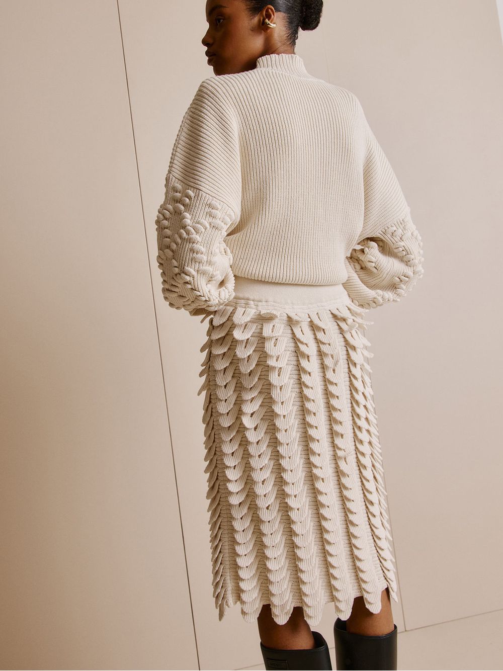 Anselmi — Saia Feminina Cru