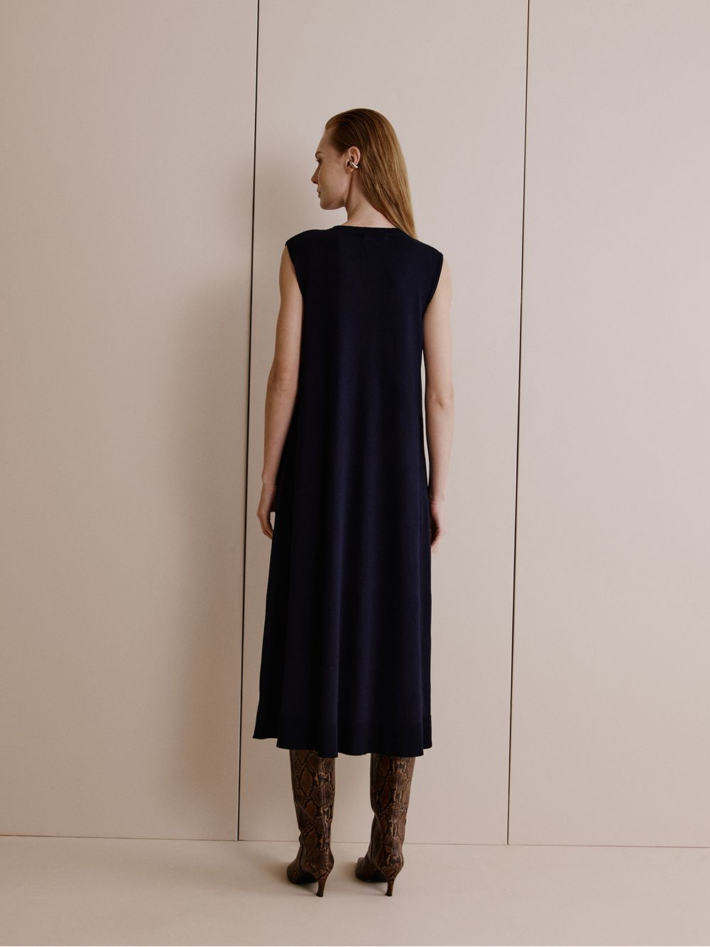 Anselmi — Vestido Midi Sem Mangas Azul Meia Noite