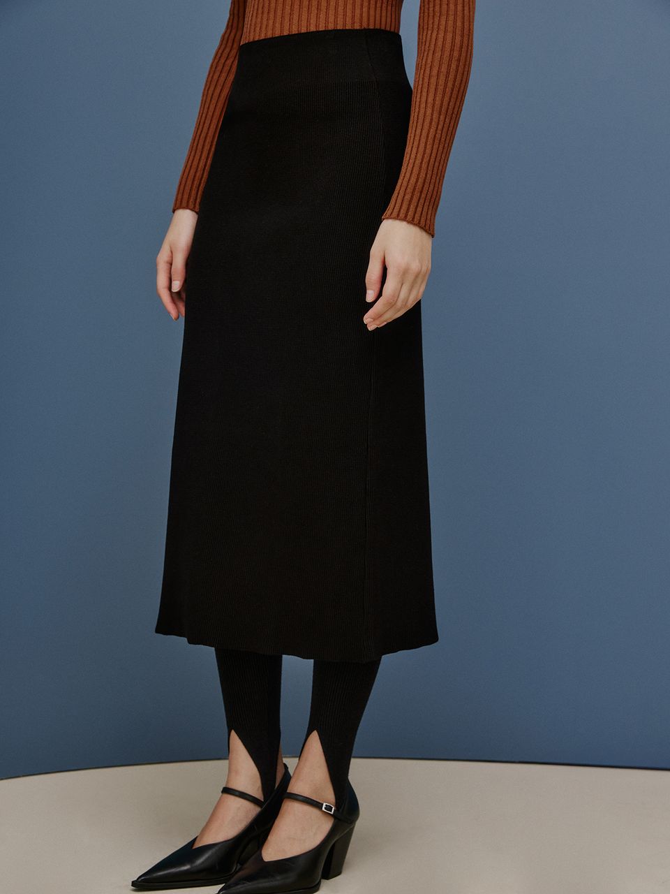 Saia Midi Preto