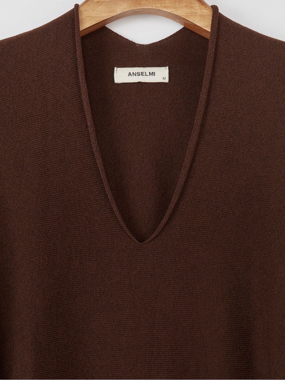 Anselmi — Blusa 3D Mangas Curtas Chocolate