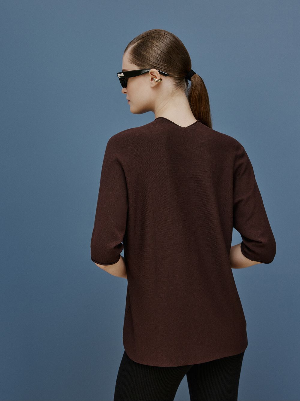 Anselmi — Blusa 3D Mangas Curtas Chocolate