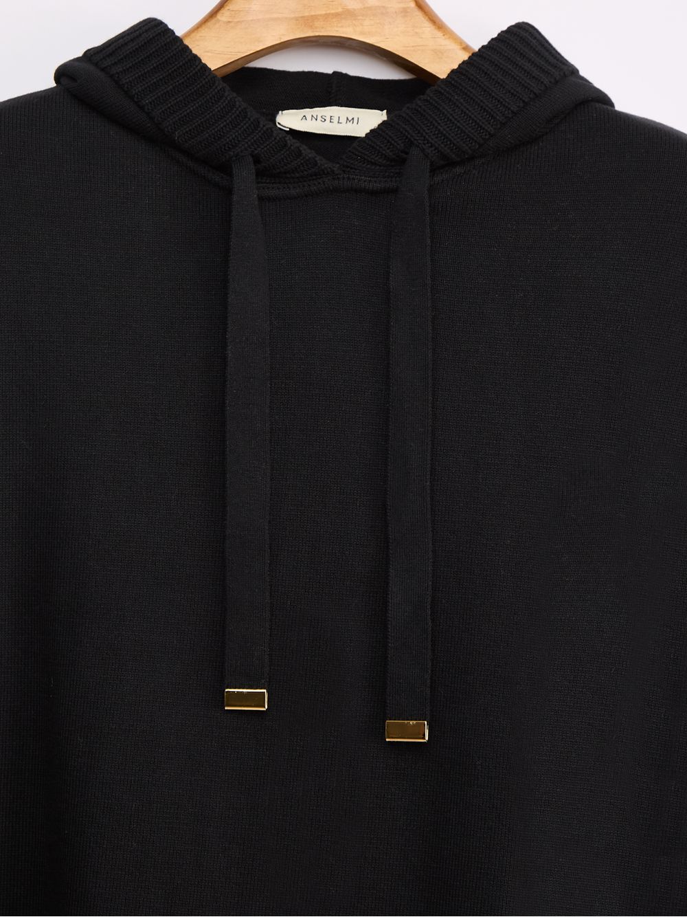 Anselmi — Pull Esportivo com Capuz Preto