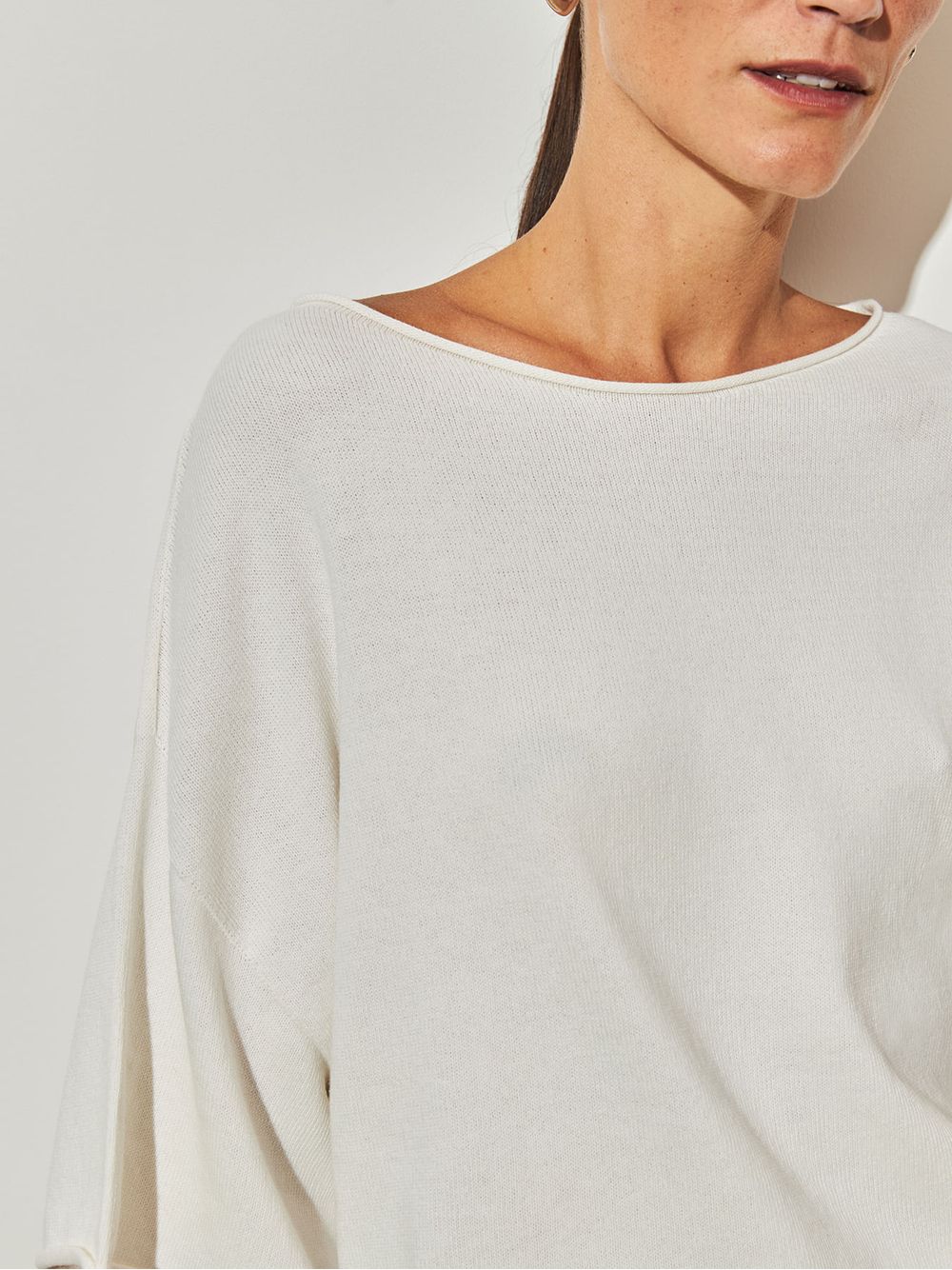 Anselmi — Blusa Básica Decote Canoa Off white