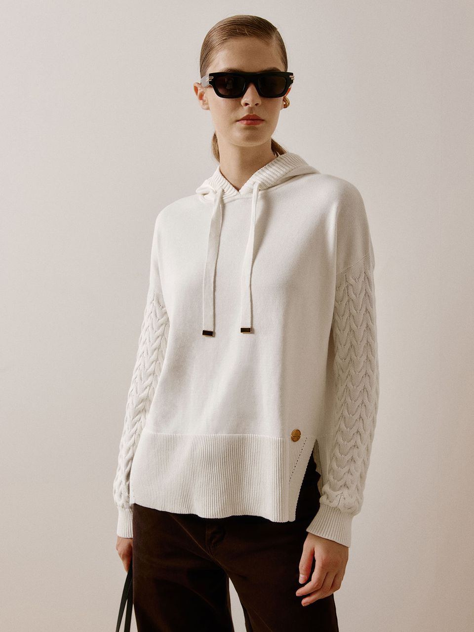 Pull Esportivo com Capuz Off White