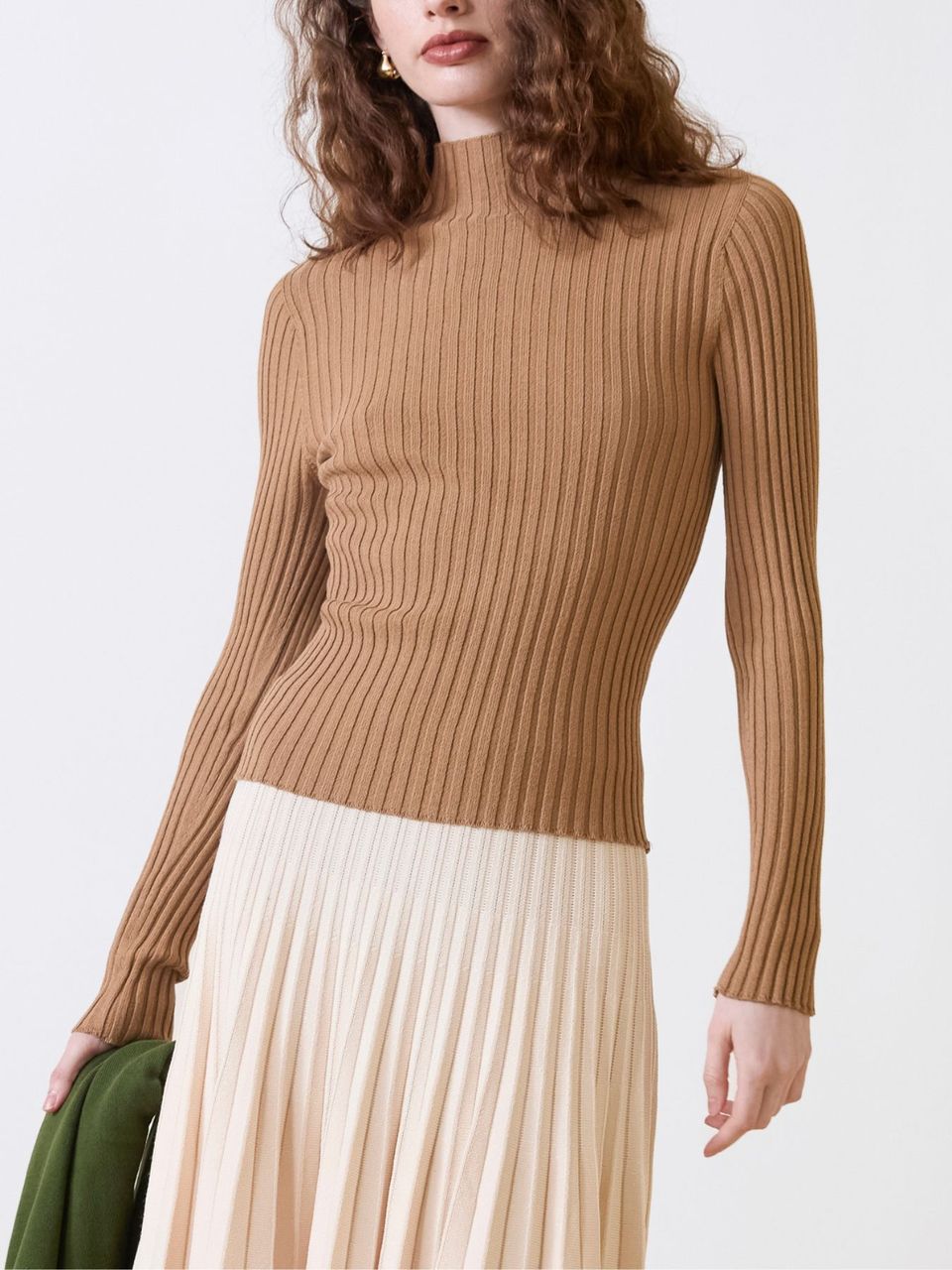 Blusa Canelada Gola Chaminé Camelo