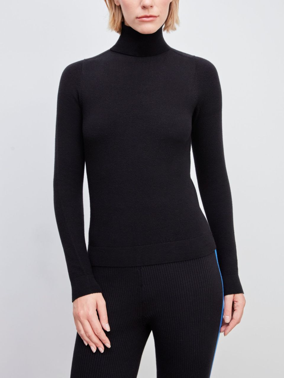Blusa Gola Alta Preto