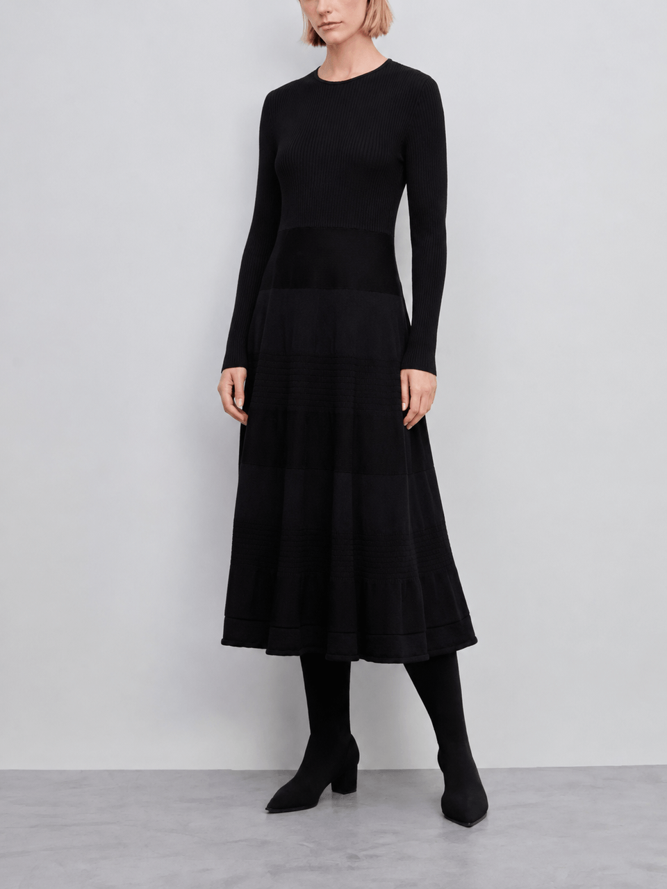 Vestido Básico Midi Preto