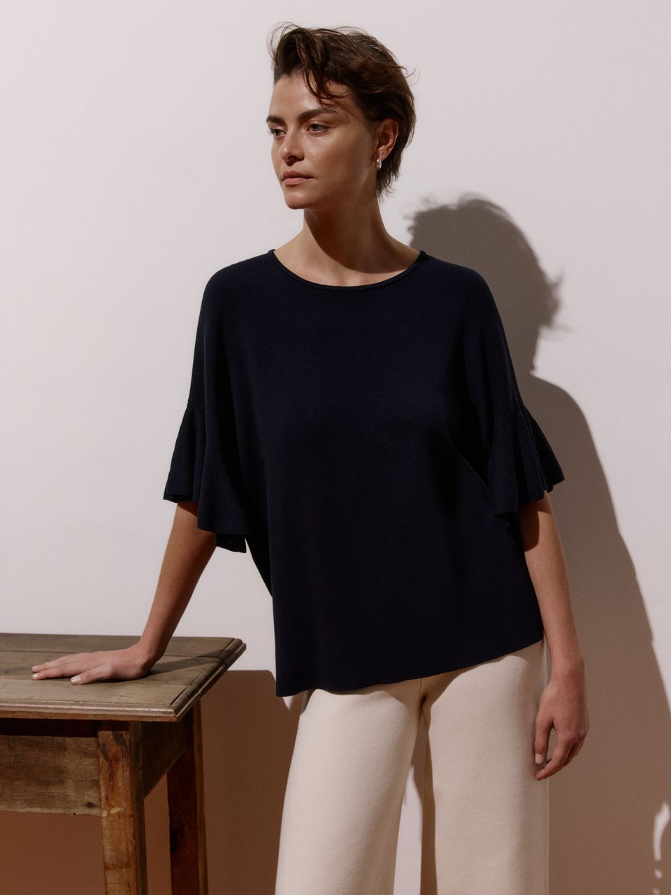 Blusa de Tricô Milano com Manga Tulipa Azul Meia Noite