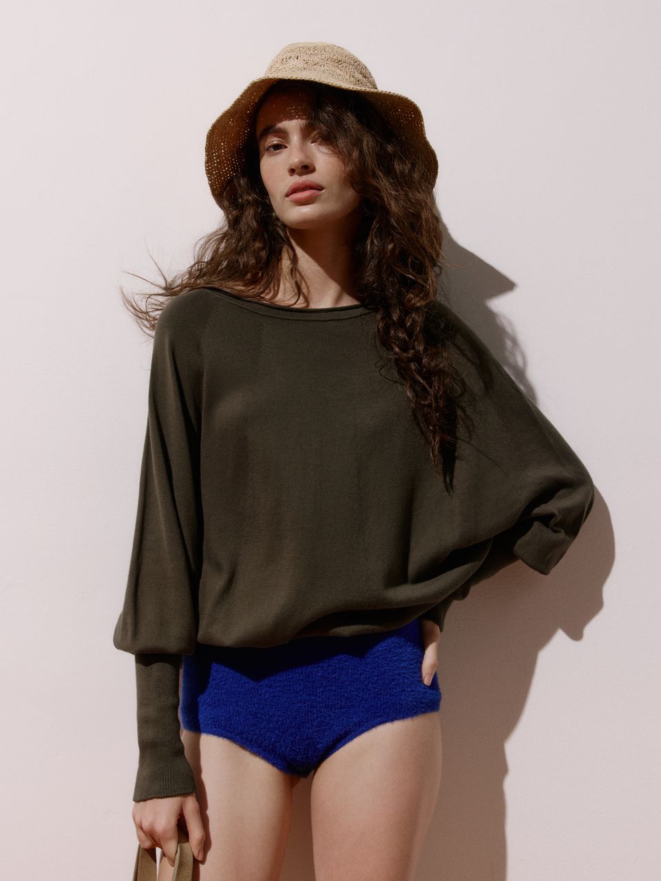 Blusa Ampla de Tricô com Punhos Altos Militar