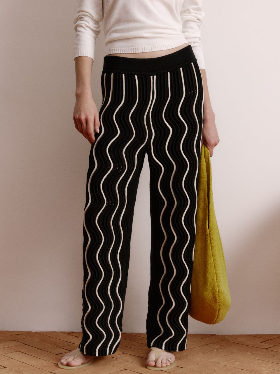 Calça Pantalona Longa de Tricô Bicolor Preto